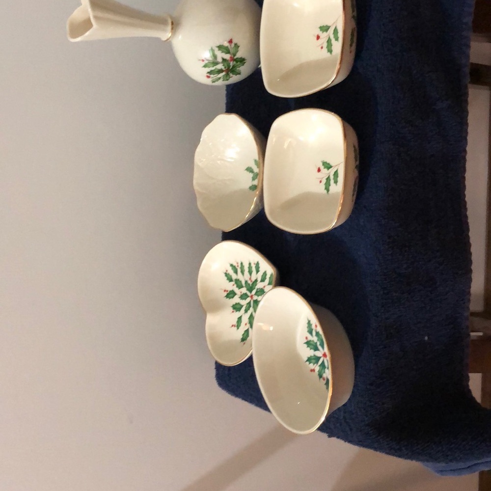Lenox Holiday assortment
